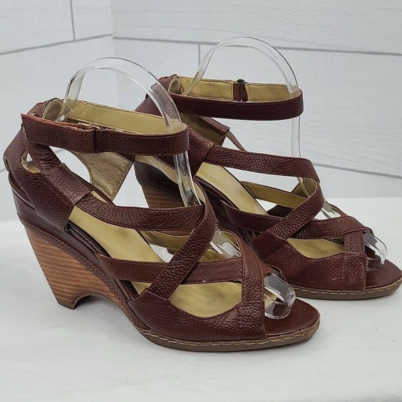 Max Studio Wedge Heels Brown 9M Strappy Sandal Leather Open Toe Xpect 4" Heel - Picture 5 of 11